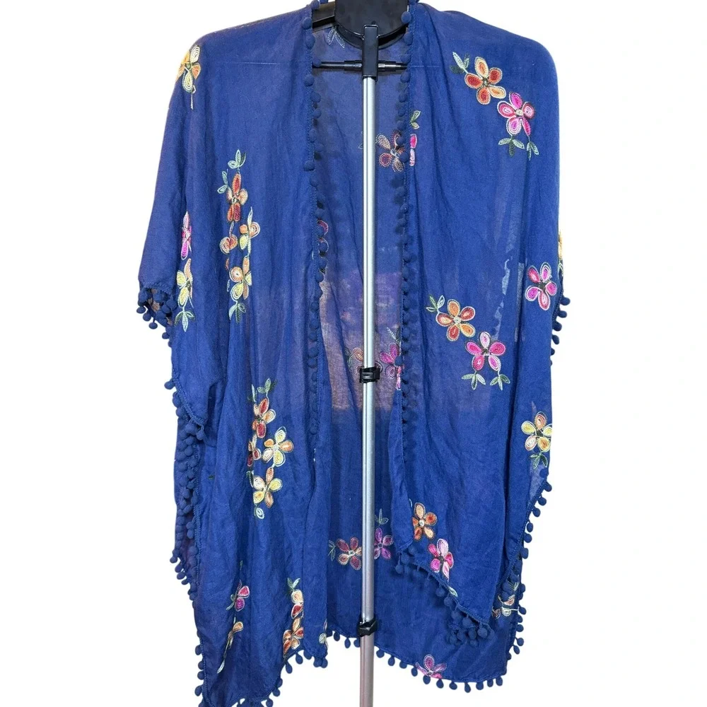 Pool To Party by Subtle Luxury Blue Embroidered Floral Kimono Cover Up OS
